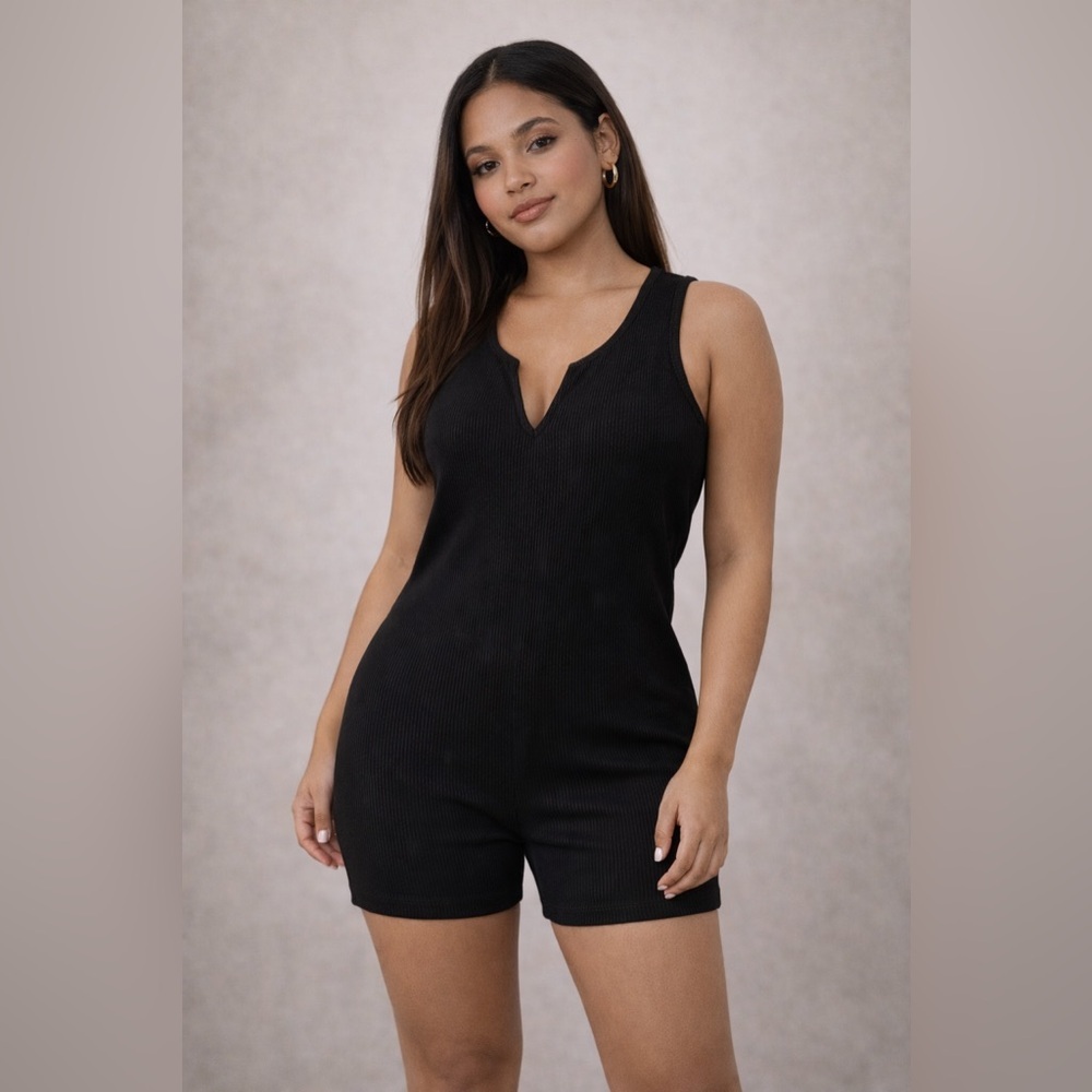 FCT Basics Black Ribbed Sleeveless Romper V-Neck Notch | Size M